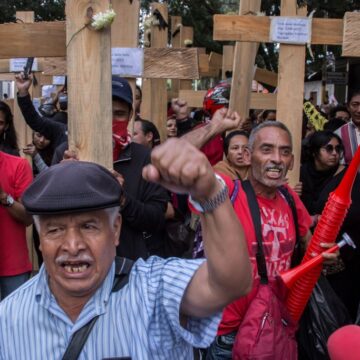 HONDUREÑOS REACCIONAN A CASTIGO JOH: DEBATE ENTRE ALEGRÍA Y LUTO