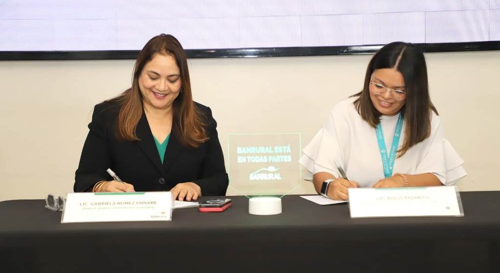 BANRURAL Y VOCES VITALES HONDURAS SE UNEN PARA BENEFICIO DE EMPRENDEDORAS