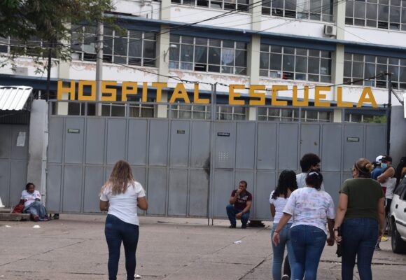 HONDUREÑOS, LOS MÁS AFECTADOS DEL CONFLICTO UNAH-HOSPITAL ESCUELA