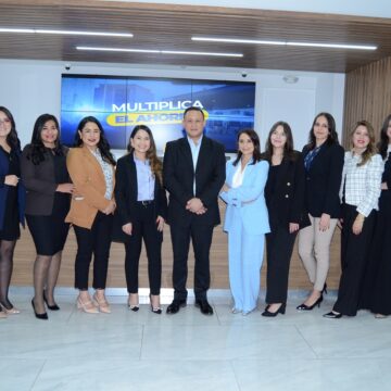 BANCO CUSCATLAN INAUGURA NUEVA AGENCIA Y OFICINAS ADMINISTRATIVAS EN EDIFICIO VERTIS BANCO CUSCATLAN INAUGURA NUEVA AGENCIA Y OFICINAS ADMINISTRATIVAS EN EDIFICIO VERTIS