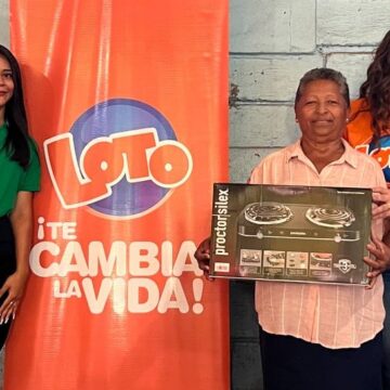 LOTO CELEBRA EL DÍA DE LAS MADRES A VENDEDORAS DEL MERCADO ZONAL BELÉN LOTO CELEBRA EL DÍA DE LAS MADRES A VENDEDORAS DEL MERCADO ZONAL BELÉN