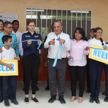 FUNDACIÓN FICOHSA INAUGURA DECIMOSEXTO CENTRO EDUCATIVO JUNTO A USAID FUNDACIÓN FICOHSA INAUGURA DECIMOSEXTO CENTRO EDUCATIVO JUNTO A USAID