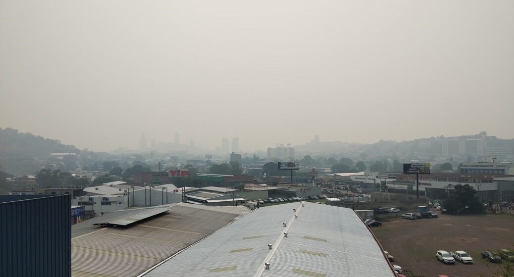 HONDUREÑOS AMENAZADOS POR NUBE TÓXICA FORMADA POR QUEMAS Y VAPORES DE MÉXICO