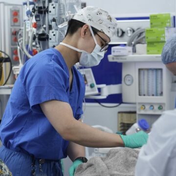 GRUPO FINANCIERO ATLÁNTIDA DONA L 5.7 MILLONES A BRIGADA MEDICA GRUPO FINANCIERO ATLÁNTIDA DONA L 5.7 MILLONES A BRIGADA MEDICA