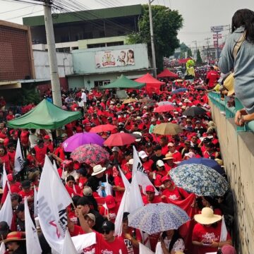 GALERÍA: EN EUFÓRICA MARCHA OBRERA PIDEN JUSTICIA TRIBUTARIA Y EMPLEOS DIGNOS