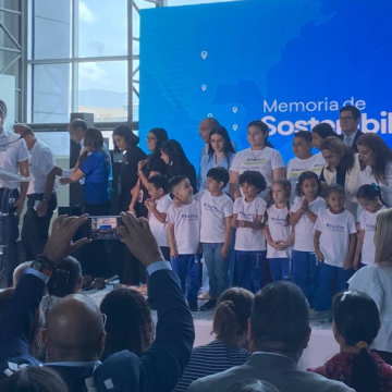GRUPO FICOHSA, 30 AÑOS DE COMPROMISO CON EL DESARROLLO SOSTENIBLE GRUPO FICOHSA, 30 AÑOS DE COMPROMISO CON EL DESARROLLO SOSTENIBLE