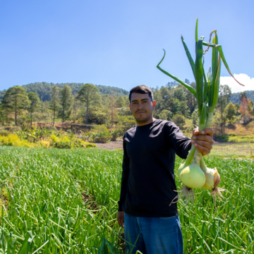 “DE MI TIERRA” CELEBRA 16 AÑOS RECIBIENDO PREMIO ANÁHUAC A LA RESPONSABILIDAD SOCIAL