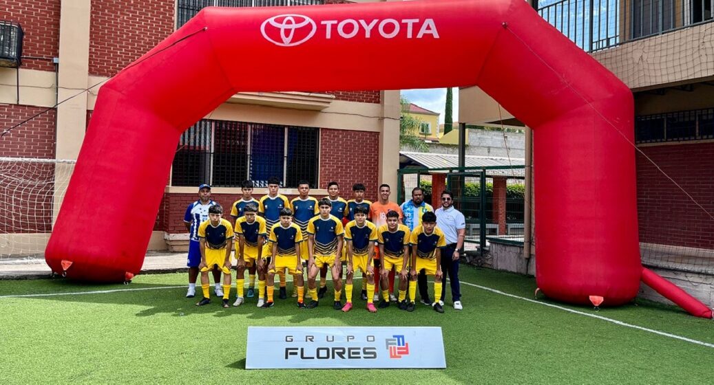 GRUPO FLORES INAUGURA TORNEO DE FÚTBOL “JUGANDO POR LA EDUCACIÓN”