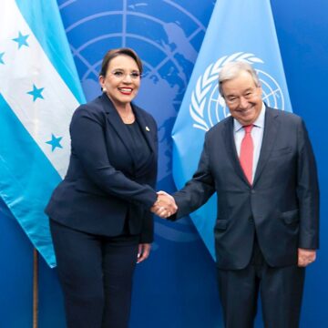 REPORTE NEW YORK / PRESIDENTA CASTRO ENTREGÓ PACTO CICIH, CREACIÓN EN MANOS DE ONU Y CONGRESO HONDUREÑO