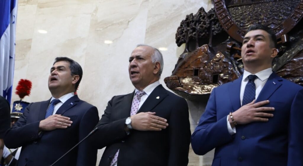 DIPUTADOS Y MAGISTRADOS DE “ZEDES” PODRÍAN SER PROCESADOS POR TRAICIÓN