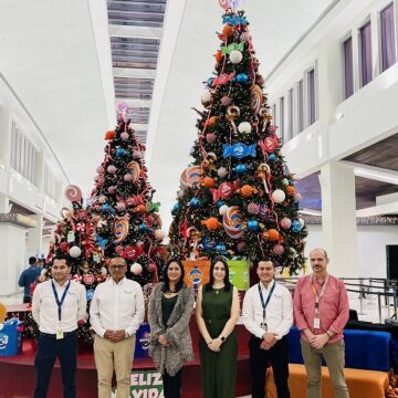 LOTO Y AEROPUERTO DE PALMEROLA DAN LA BIENVENIDA A LAS FIESTAS DE NAVIDAD
