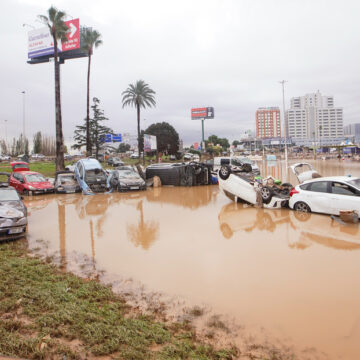 EXCUSAS, AUSENCIAS Y REPARTO DE CULPAS: LA OTRA TRAGEDIA DE INUNDACIÓN EN VALENCIA