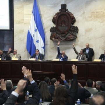 FISCALÍA BUSCA CUMPLIR INVESTIGACIONES DE LA MACCIH CONTRA DIPUTADOS CORRUPTOS