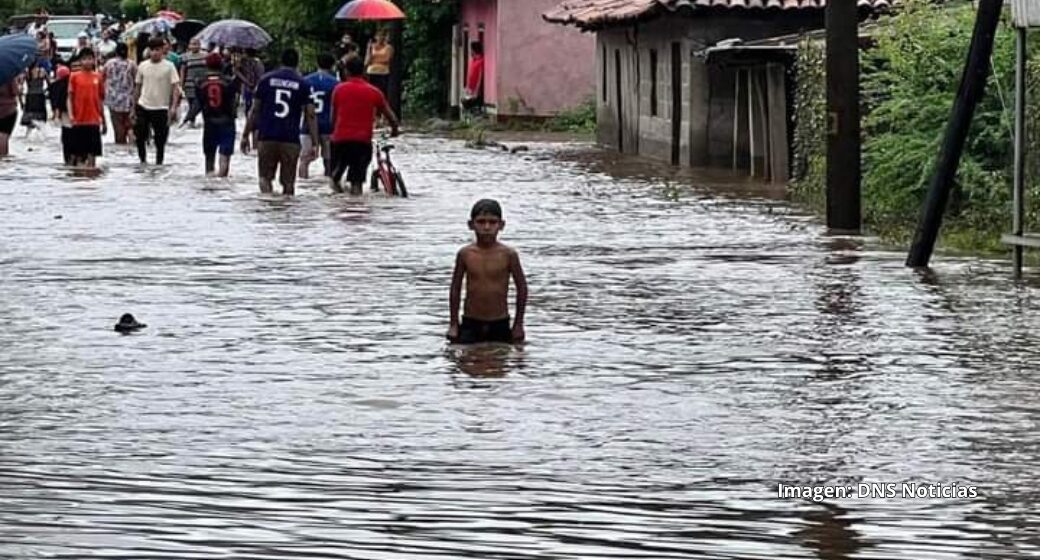 ¡ALERTA ALTA! TORMENTA REGISTRA DOS MUERTES Y HA IMPACTADO EN MÁS DE 100,000 HONDUREÑOS