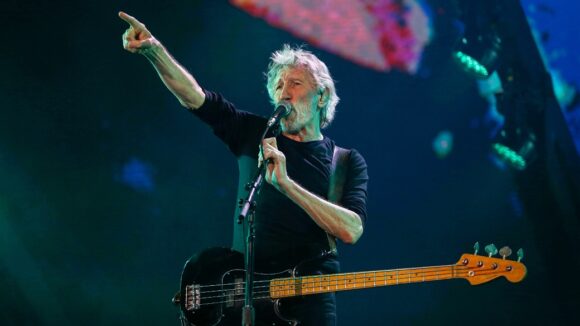 ROGER WATERS ACUSA A OCCIDENTE DE INTENTAR CREAR UN FUTURO DONDE SE PERMITA EL GENOCIDIO