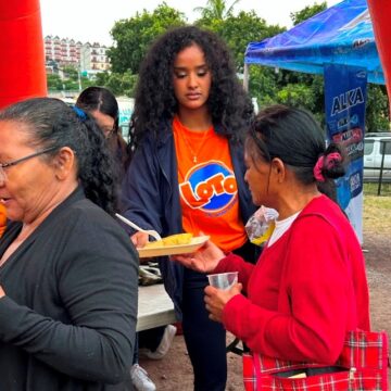 LOTO COMPARTE ALEGRÍA Y SONRISAS EN NAVIDAD JUNTO A VOCES DE ESPERANZA