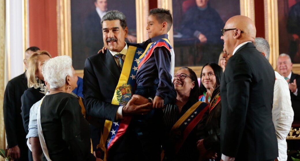 ¡JURAMENTADO! NICOLÁS MADURO ASUME LA PRESIDENCIA DE VENEZUELA