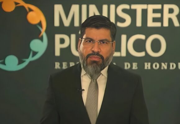 “AUNQUE DIGAN QUE ES TEMA POLÍTICO, VOY A PRESENTAR MÁS REQUERIMIENTOS”: FISCAL GENERAL