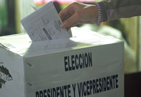 CONSEJO ELECTORAL USARÁ INTERNET SATELITAL PARA IMPEDIR FRAUDE ELECTORAL