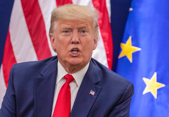 «LA UE HA SIDO MUY DURA»: TRUMP IMPONDRÁ MISMOS IMPUESTOS A EMPRESAS Y PRODUCTOS EUROPEOS