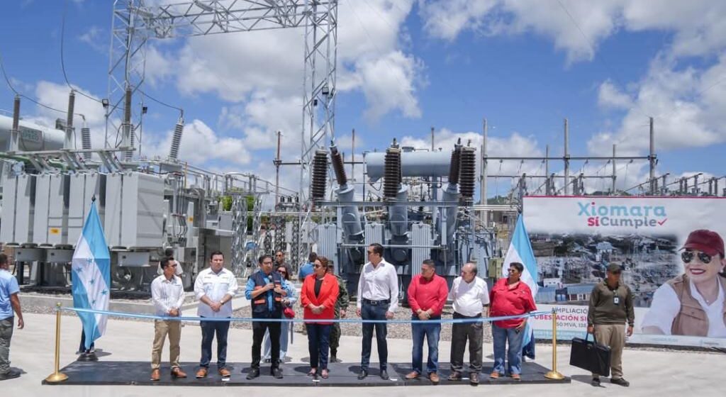 PRESIDENTA CASTRO IMPULSA DESARROLLO DE SIGUATEPEQUE CON INFRAESTRUCTURA ELÉCTRICA