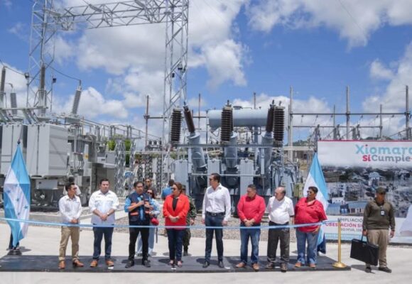 PRESIDENTA CASTRO IMPULSA DESARROLLO DE SIGUATEPEQUE CON INFRAESTRUCTURA ELÉCTRICA