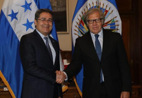 ALMAGRO DEJA OEA: EL ÚLTIMO CLAVO A UNA ORGANIZACIÓN «SIN CREDIBILIDAD» EN AMÉRICA