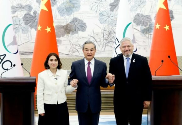 CANCILLER WANG YI CELEBRA CONSENSOS ALCANZADOS EN FORO CHINA CELAC