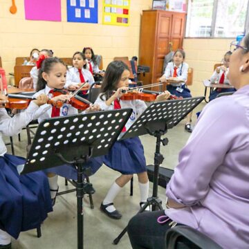 “EL ARTE, LA CULTURA Y EL DEPORTE NO SON PRIVILEGIOS, SON DERECHOS DEL PUEBLO”: CASTRO