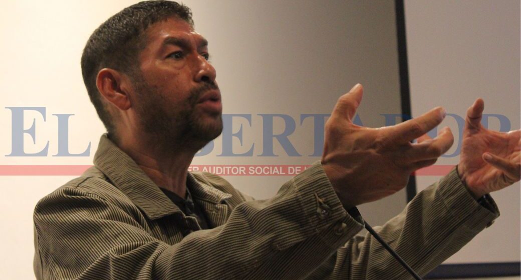 PRENSA TRADICIONAL Y PODER ECONÓMICO EN CRISIS: DISCURSO DIRECTOR LAGOS A UNIVERSITARIOS