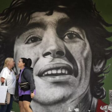 «DÍA TRISTE EN ARGENTINA», ANULAN JUICIO POR MUERTE DE MARADONA TRAS ESCÁNDALO CON JUEZA