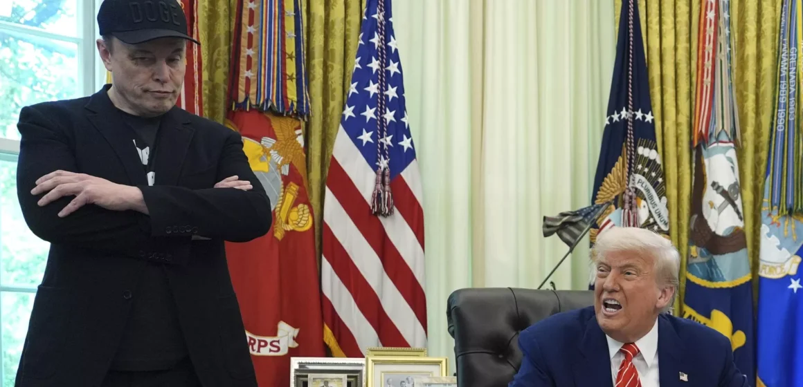 ¿SE ACABA EL ROMANCE?: TRUMP LE DECLARA LA GUERRA A ELON MUSK ¿SE ACABA EL ROMANCE?: TRUMP LE DECLARA LA GUERRA A ELON MUSK