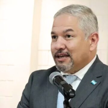 ONU INSISTIÓ EN PRESENTAR REFORMAS AL CONGRESO ANTES DE FIRMAR CICIH: EXCANCILLER REINA