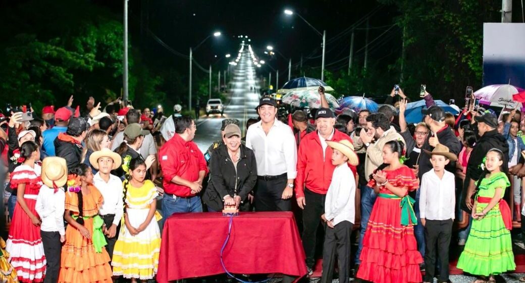 ¡POSITIVO! 16,000 HONDUREÑOS BENEFICIADOS CON ILUMINACIÓN EN OLANCHO