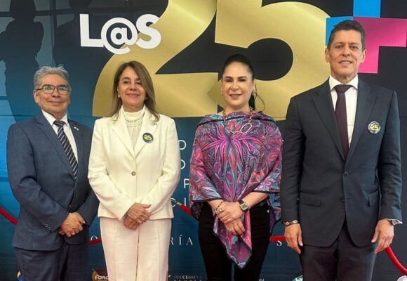 ¡POSITIVO! DIPLOMÁTICOS HONDUREÑOS ENTRE LAS 25 PERSONALIDADES MÁS DESTACADAS DE MÉXICO