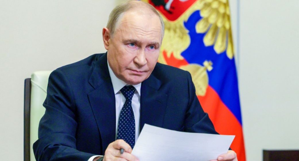 PUTIN ADVIERTE A KIEV: «¿QUIÉN NEGOCIA CON TERRORISTAS?»