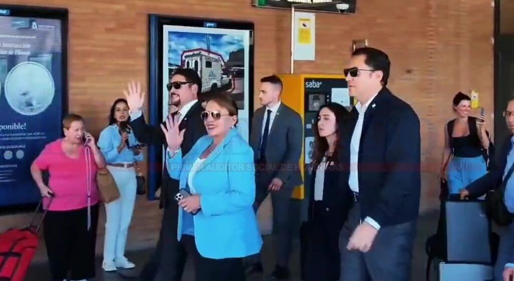 ¡URGENTE! PRESIDENTA CASTRO LLEGA A ESPAÑA PARA IV CONFERENCIA DE ONU ¡URGENTE! PRESIDENTA CASTRO LLEGA A ESPAÑA PARA IV CONFERENCIA DE ONU