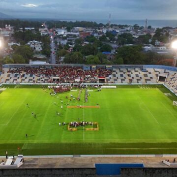 ¡DE LUJO! PRESIDENTA INAUGURÓ NUEVO “CEIBEÑO”; YA SON 79 CANCHAS ¡DE LUJO! PRESIDENTA INAUGURÓ NUEVO “CEIBEÑO”; YA SON 79 CANCHAS