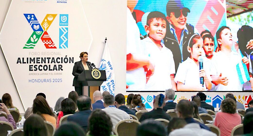 PRESIDENTA PROPONE ELEVAR A LEY PERMANENTE LA MERIENDA ESCOLAR PRESIDENTA PROPONE ELEVAR A LEY PERMANENTE LA MERIENDA ESCOLAR