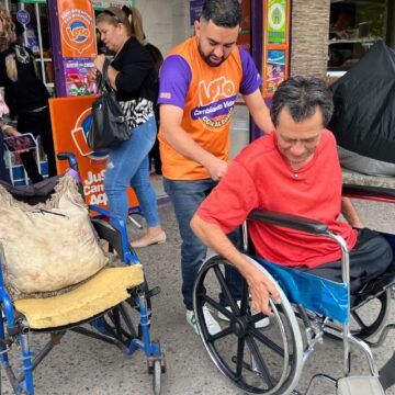 DON HÉCTOR VUELVE A SONREÍR GRACIAS AL PROGRAMA “LOTO CAMBIANDO VIDAS CON ALEGRÍA” DON HÉCTOR VUELVE A SONREÍR GRACIAS AL PROGRAMA “LOTO CAMBIANDO VIDAS CON ALEGRÍA”