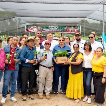 GOBIERNO APUESTA POR AGRICULTURA SOSTENIBLE CON “MEGAVIVEROS”