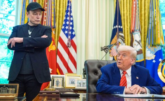 “TENDREMOS QUE ECHARLE UN VISTAZO»: TRUMP SOBRE DEPORTAR A ELON MUSK