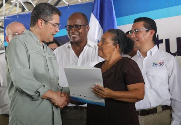 ¡CÁRCEL! 17 MIL MILLONES SE ROBÓ PARTIDO NACIONAL DEL INSTITUTO DE PROPIEDAD