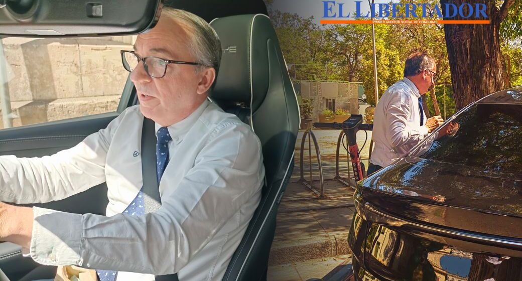 DON AGUSTÍN, DE INGENIERO INFORMÁTICO A CONDUCTOR DE UBER, LEJOS DE JUBILARSE