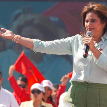 “NO TIENEN NINGÚN SENTIMIENTO DE ARRAIGO POR ESTE PUEBLO”: RIXI A BIPARTIDISMO