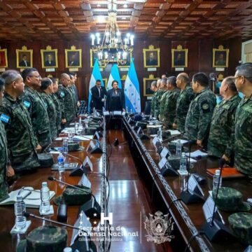 FUERZAS ARMADAS RECHAZAN ACUSACIONES DE EE.UU., “NARCO-GOBIERNO” YA FUE JUZGADO