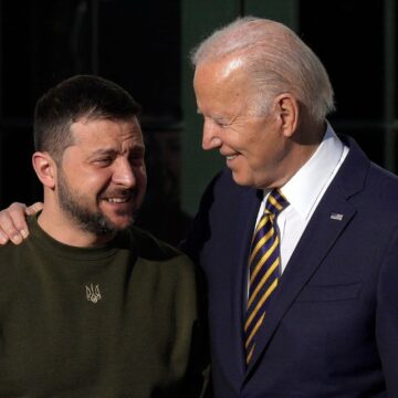 TRUMP: “¿DÓNDE ESTÁN LOS 350 MILLONES QUE BIDEN DIO A ZELENSKI?”