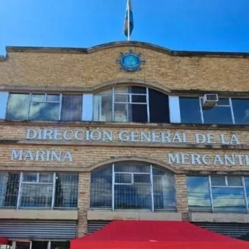 MARINA MERCANTE NIEGA SOBREVALORACIÓN EN COMPRA DE 20 CAMAS