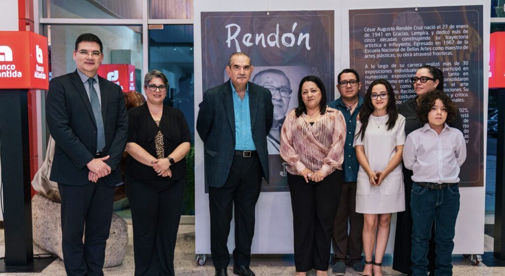 BANCO ATLÁNTIDA RINDE HOMENAJE AL MAESTRO RENDÓN BANCO ATLÁNTIDA RINDE HOMENAJE AL MAESTRO RENDÓN
