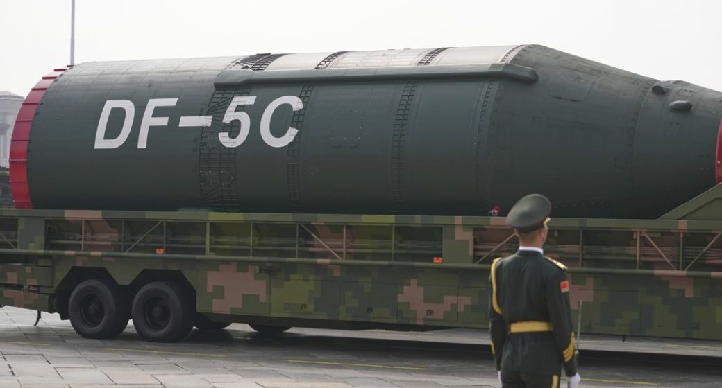 CHINA MUESTRA SU PODER MILITAR, UN MISIL QUE ABARCA TODO EL PLANETA